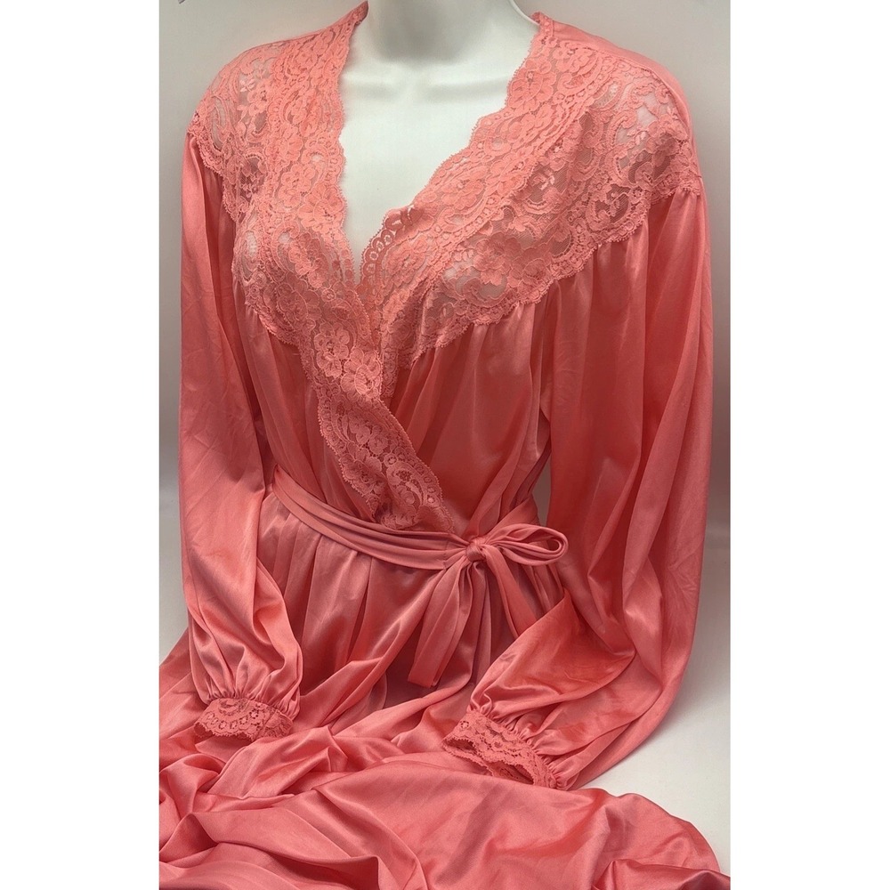 Vintage Miss Elaine Antron Nylon Pink Robe Satin/Lace Detail Size 8